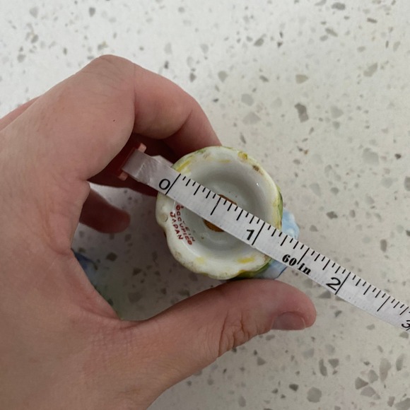 Vintage 40s Hand-Painted Flower Salt & Pepper Shakers Japan Ceramic Cottagecore - Picture 10 of 10